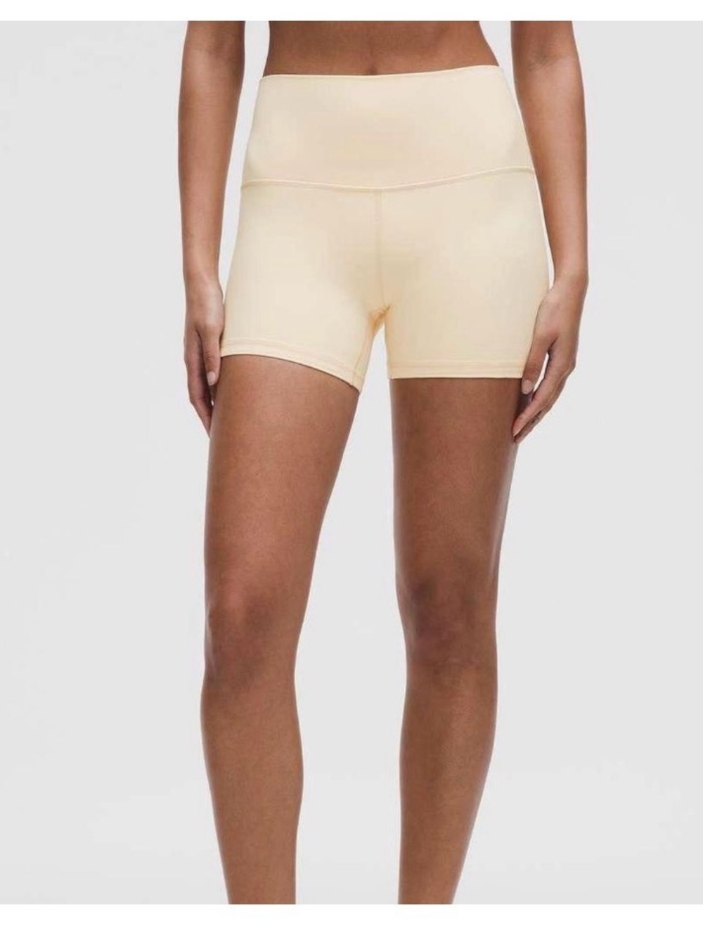 Lululemon Align High-Rise Short 4", Butter Cream, 2.5 in rise, Size 4 - SOLD OUT